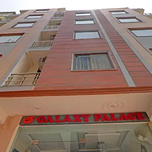 Oyo Flagship 80946 Galaxy Palace 3*, Delhi (National Capital Territory of India) India